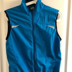 MEC reflective run/bike vest active wear